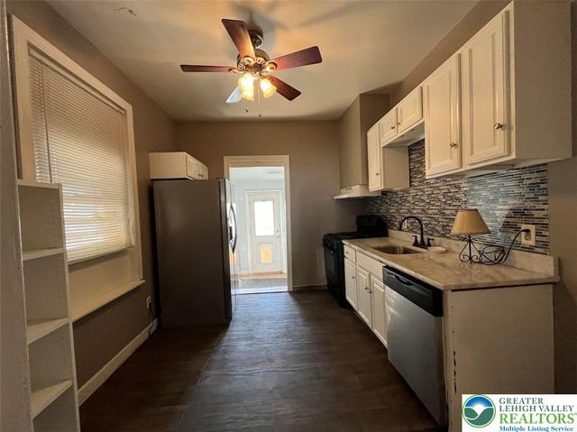 116 East Elizabeth Avenue, Bethlehem City, PA 18018