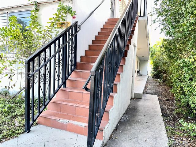 8132 Harding Ave 9, Miami Beach, FL 33141