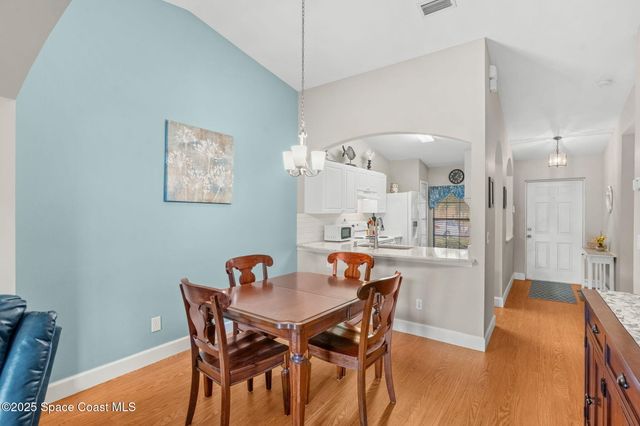 990 Luminary Circle 102, Melbourne, FL 32901