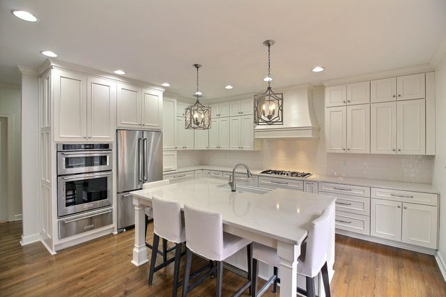 10858 MONTEREY WOODS CV, Eads, TN 38028