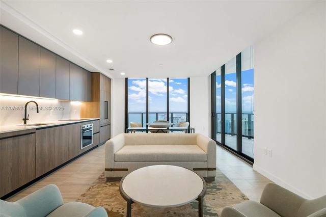 580 72nd Street PH02, Miami Beach, FL 33141