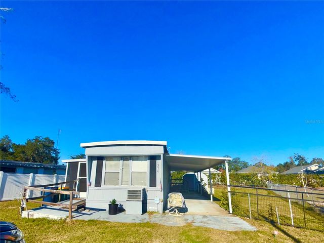 1370 COUNTY DRIVE, Tavares, FL 32778