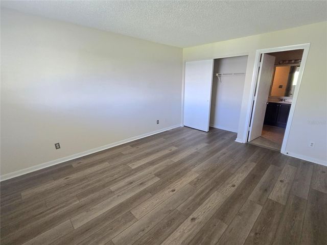 6033 34TH STREET W 104, Bradenton, FL 34210
