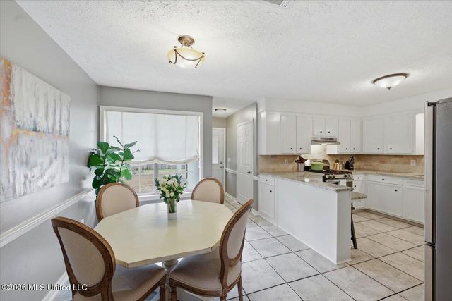 304 Longmeadow Drive, Ridgeland, MS 39157