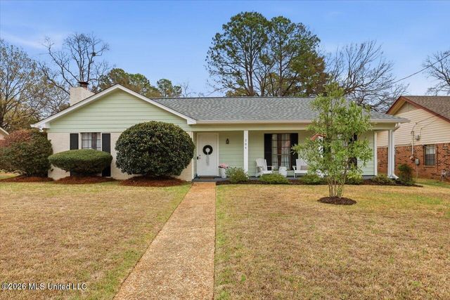 304 Longmeadow Drive, Ridgeland, MS 39157