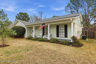 304 Longmeadow Drive, Ridgeland, MS 39157