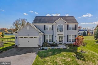 109 TURNBERRY DR, Charles Town, WV 25414