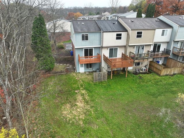 421 Timber Trl, Imperial, PA 15126