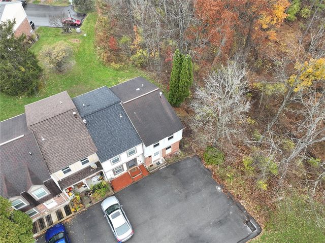 421 Timber Trl, Imperial, PA 15126