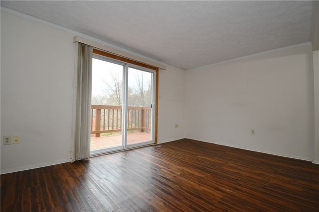 421 Timber Trl, Imperial, PA 15126