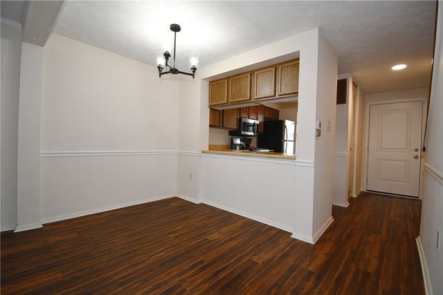 421 Timber Trl, Imperial, PA 15126