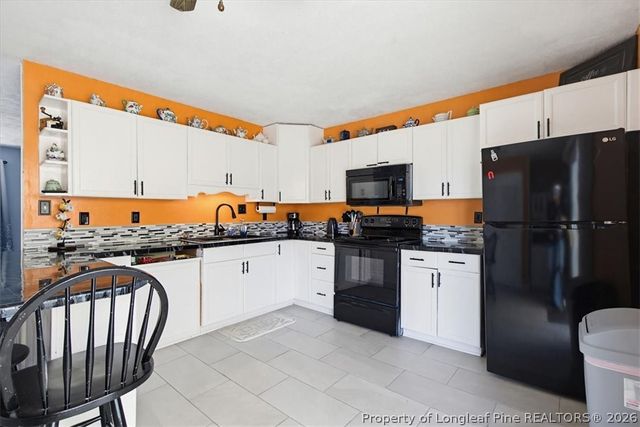 3238 Glenmore Drive, Hope Mills, NC 28348