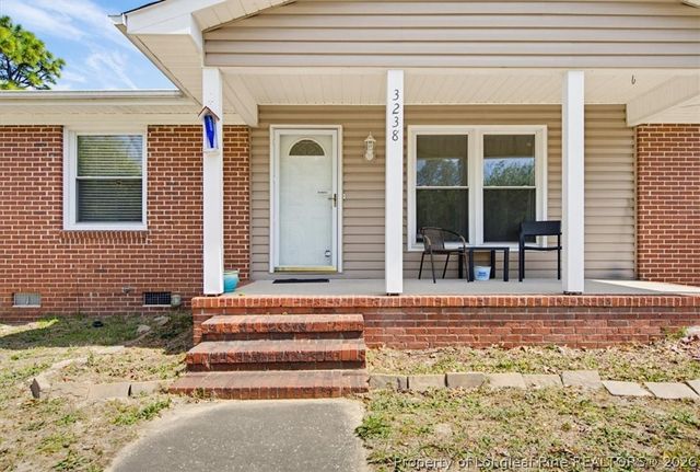 3238 Glenmore Drive, Hope Mills, NC 28348