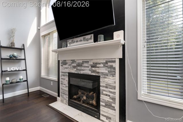 22344 Woodlake Drive, Macomb Township, MI 48044