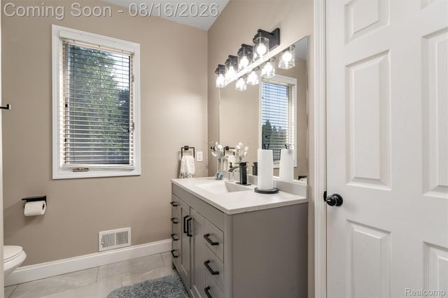 22344 Woodlake Drive, Macomb Township, MI 48044