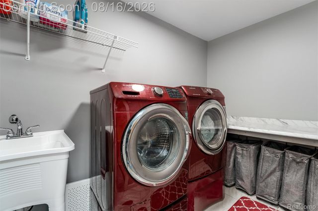22344 Woodlake Drive, Macomb Township, MI 48044