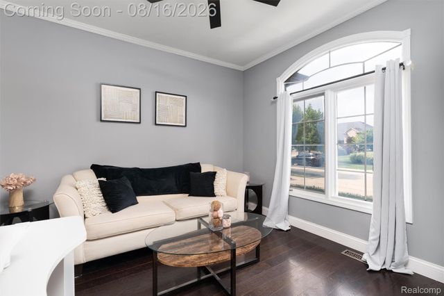 22344 Woodlake Drive, Macomb Township, MI 48044