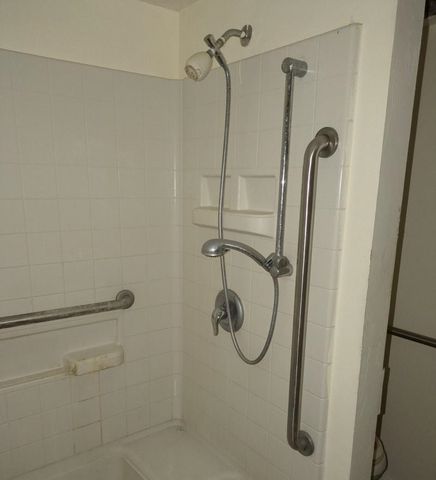 1327 Ford Street, Tallahassee, FL 32303