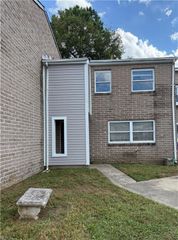 5305 Leicester CT, Virginia Beach, VA 23462