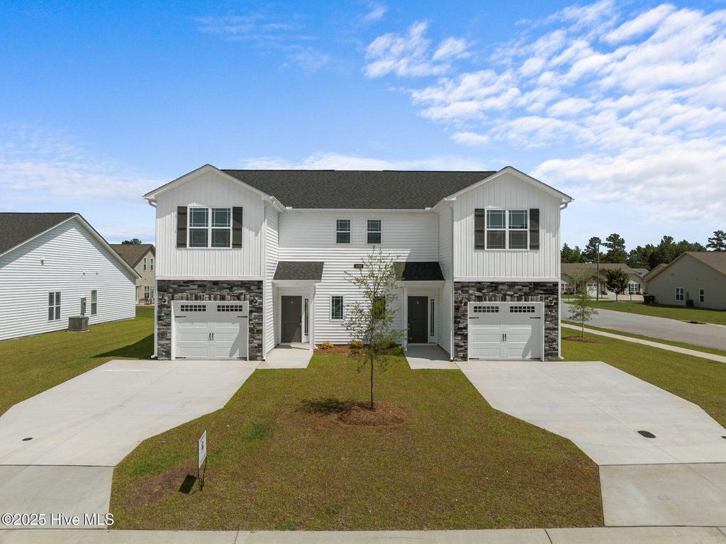 4301 Laurel Ridge Drive A, Greenville, NC 27834