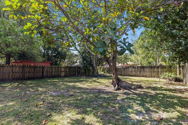 1409 NW 7th Avenue, Fort Lauderdale, FL 33311