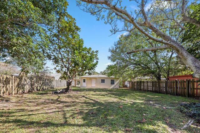 1409 NW 7th Avenue, Fort Lauderdale, FL 33311