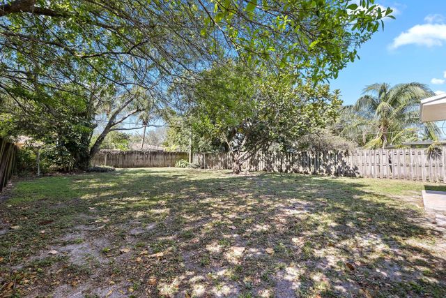 1409 NW 7th Avenue, Fort Lauderdale, FL 33311