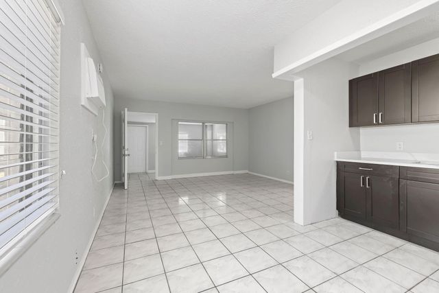1409 NW 7th Avenue, Fort Lauderdale, FL 33311