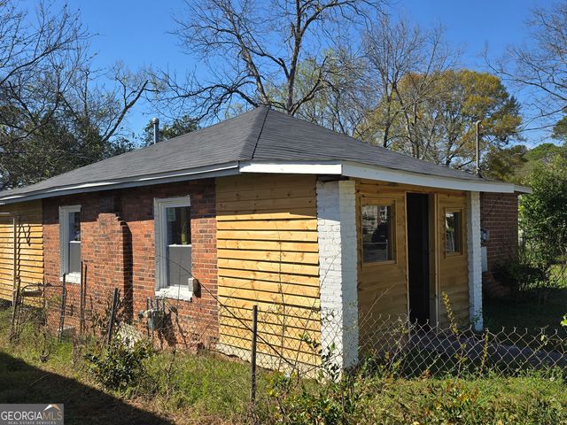 2177 Adams Avenue, Macon, GA 31204