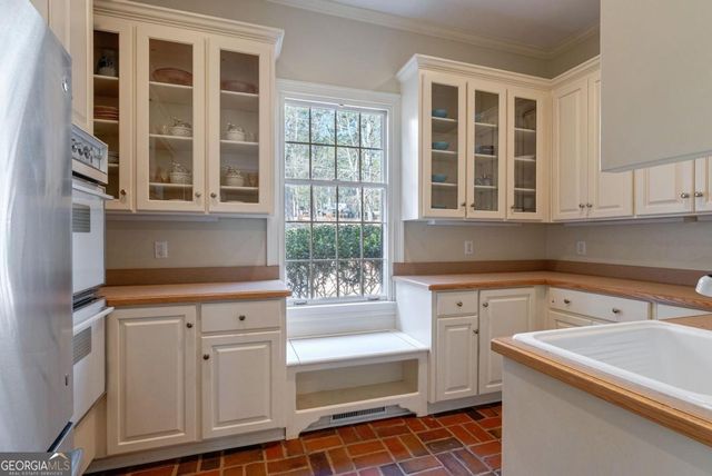 1040 Scott Loop, Greensboro, GA 30642