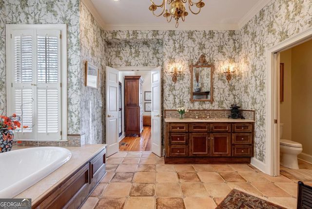 1040 Scott Loop, Greensboro, GA 30642