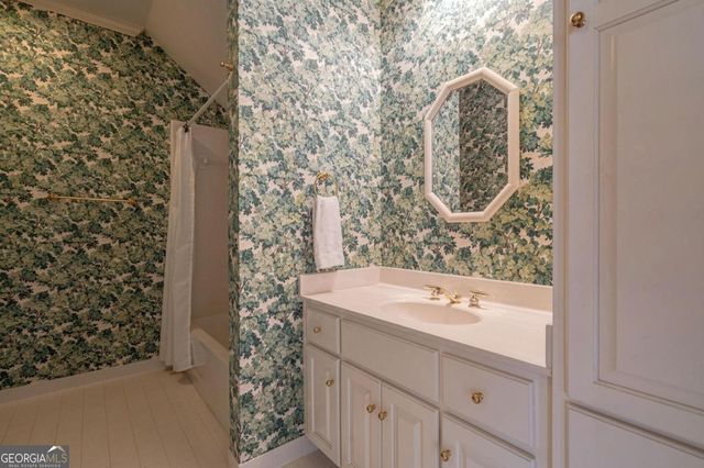 1040 Scott Loop, Greensboro, GA 30642