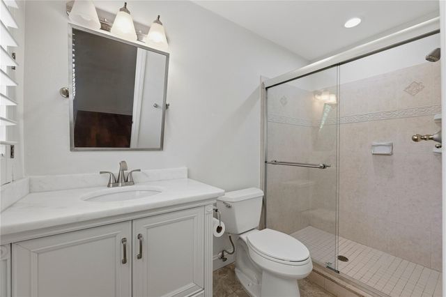 1124 SEVILLE LANE NE, St Petersburg, FL 33704