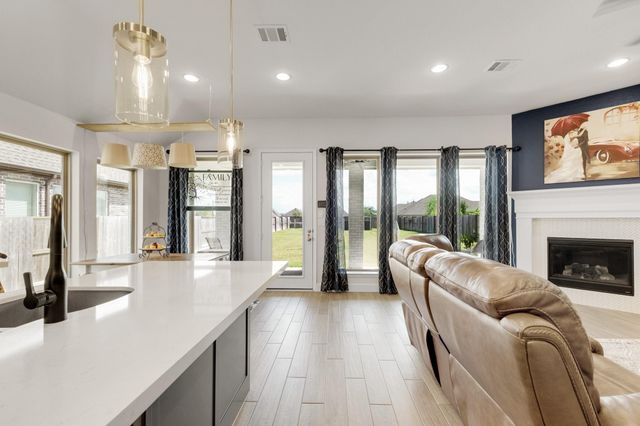 5610 Mona Lisa Court, Manvel, TX 77578