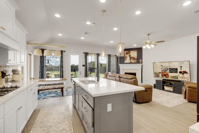 5610 Mona Lisa Court, Manvel, TX 77578