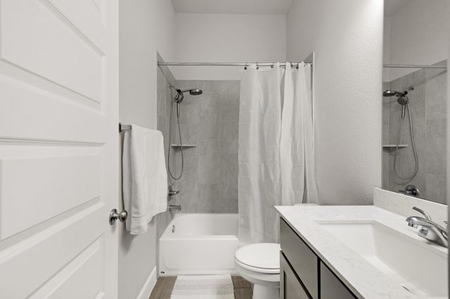 5610 Mona Lisa Court, Manvel, TX 77578