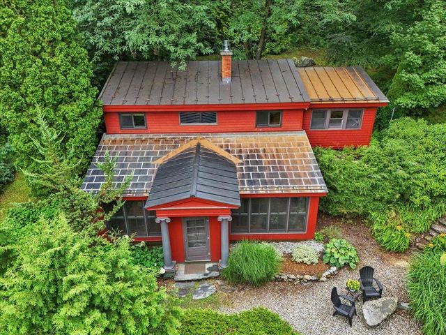 221 Red Pine Road, Hinesburg, VT 05461