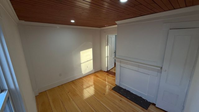21 Locust 2, Danvers, MA 01923