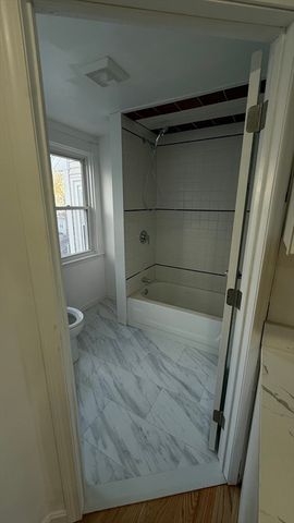 21 Locust 2, Danvers, MA 01923