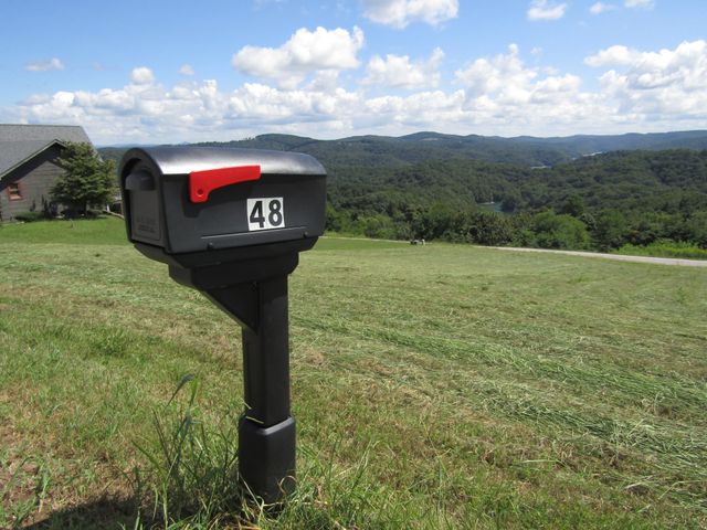 48 Swan Ridge Rd, E, Hilham, TN 38568