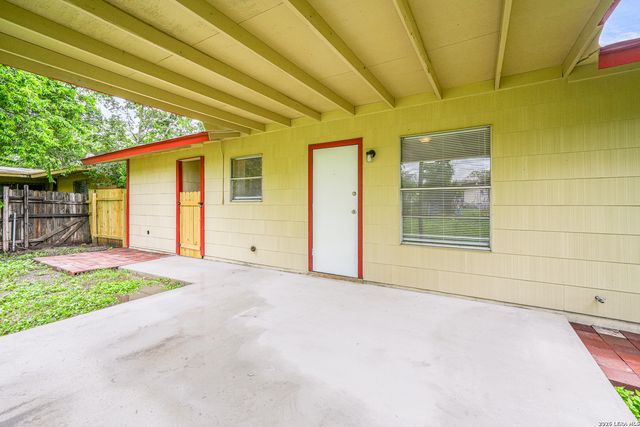 7323 Quiet Valley, San Antonio, TX 78242