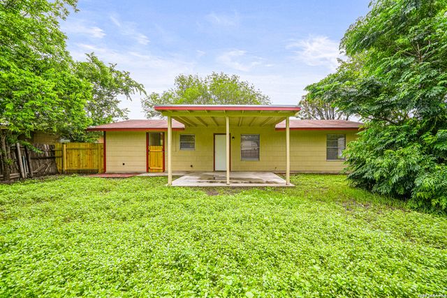 7323 Quiet Valley, San Antonio, TX 78242