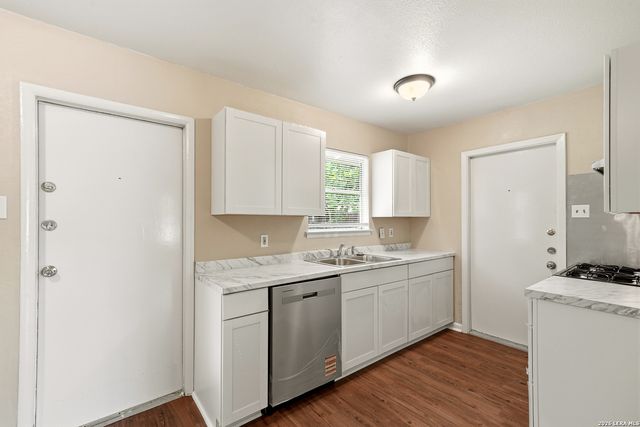 7323 Quiet Valley, San Antonio, TX 78242