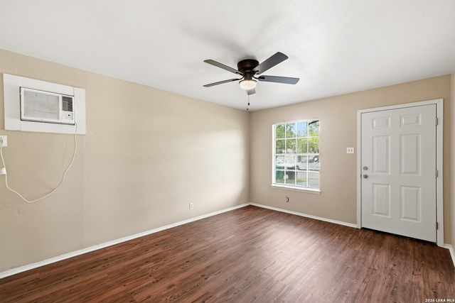 7323 Quiet Valley, San Antonio, TX 78242