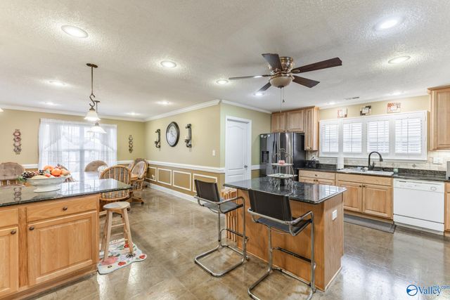 519 Summer Cove Circle NW, Madison, AL 35757