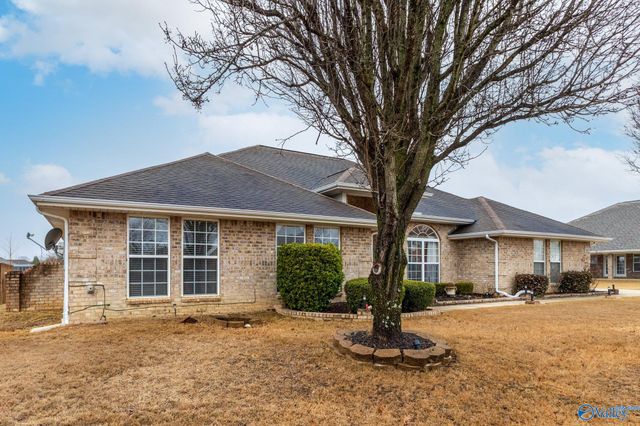 519 Summer Cove Circle NW, Madison, AL 35757