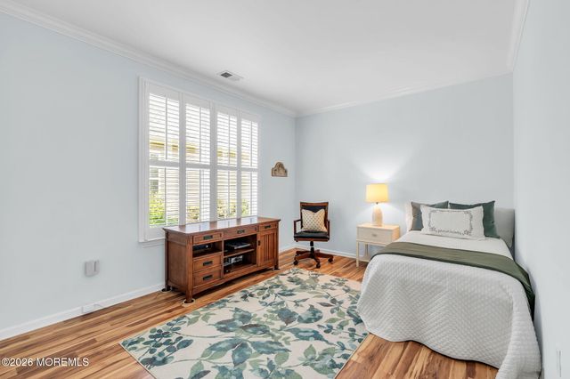 18 Powderhorn Way, Allentown, NJ 08501
