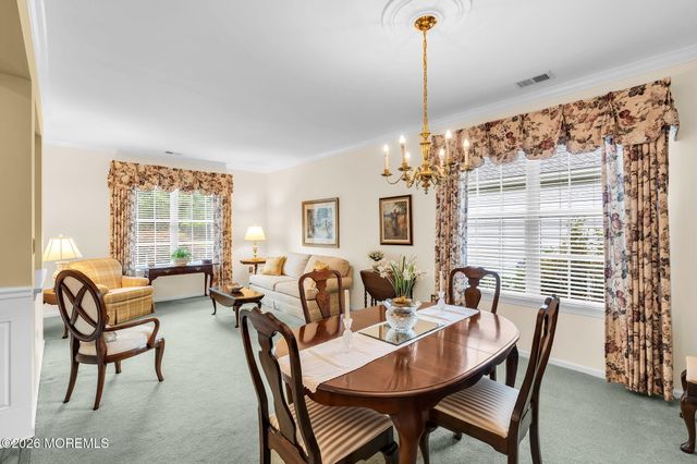 18 Powderhorn Way, Allentown, NJ 08501
