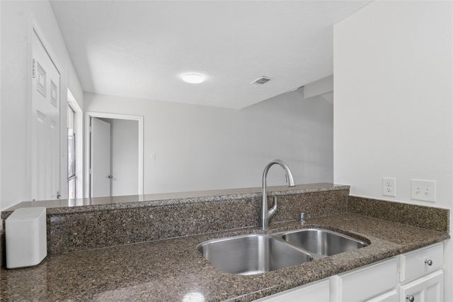 2504 Ewell Drive, League City, TX 77573