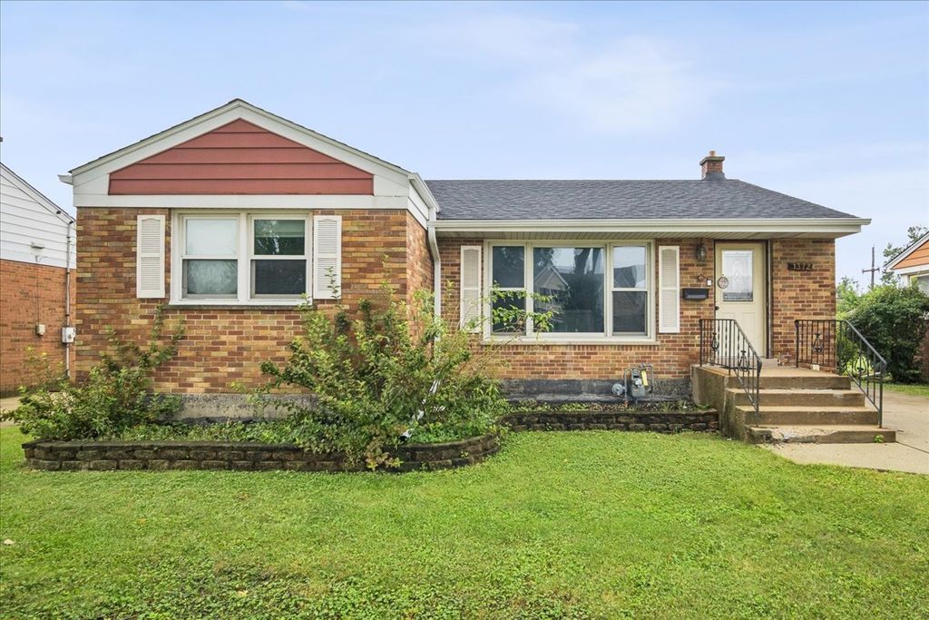 1372 S 6TH Avenue, Des Plaines, IL 60018 — exterior